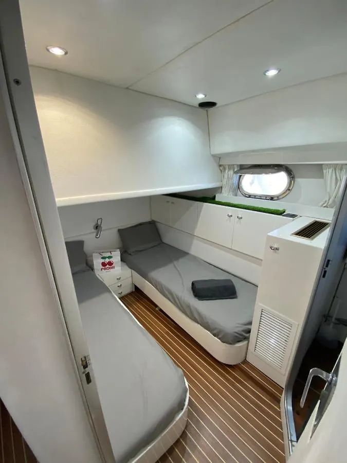 Barco Muy Romantico Con Parking! Sant Adria de Besos 0*,