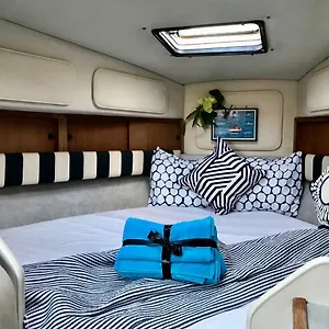 Botel Yacht Experience Barcelona, Sant Adria de Besos